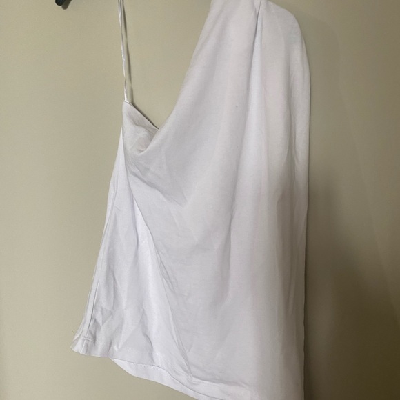 Zara Asymmetric Top - Picture 4 of 5